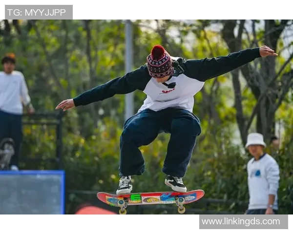 重庆滑板队包夹战术分析与表现评估探讨